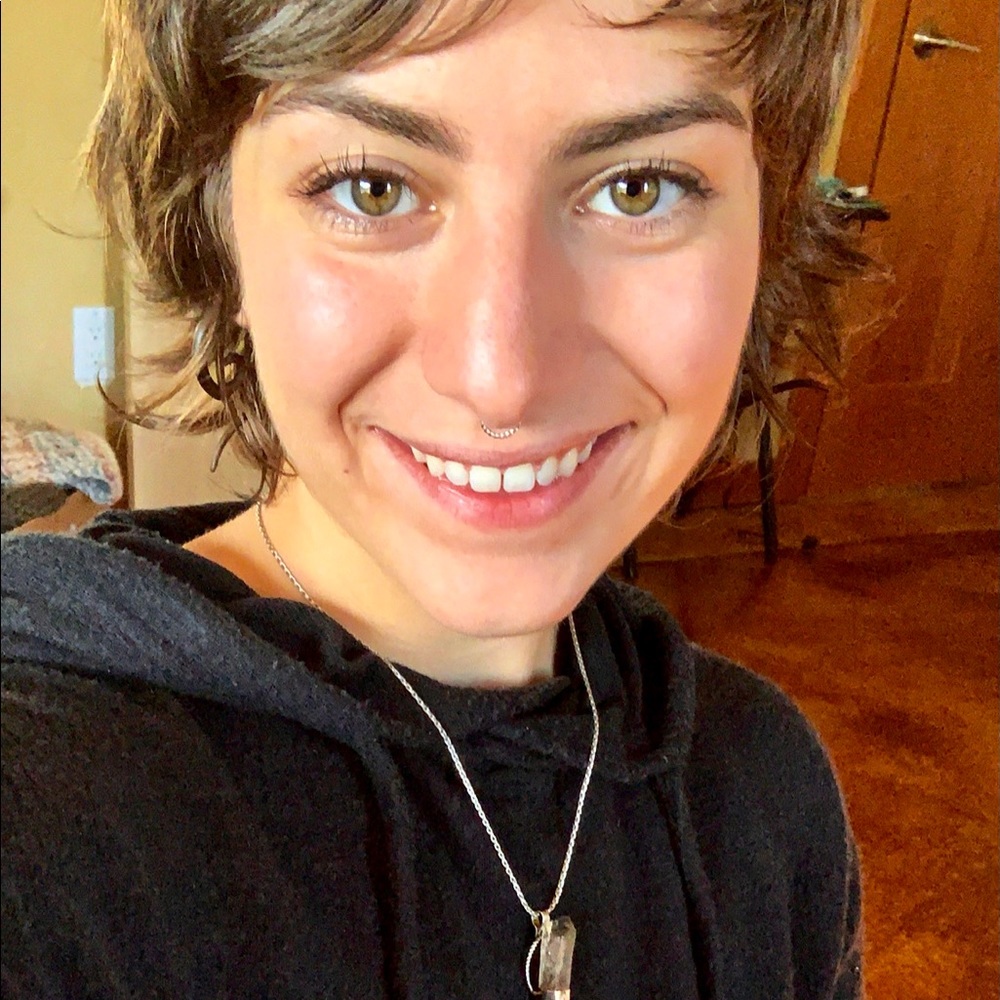 Meet your Posher, Brooke